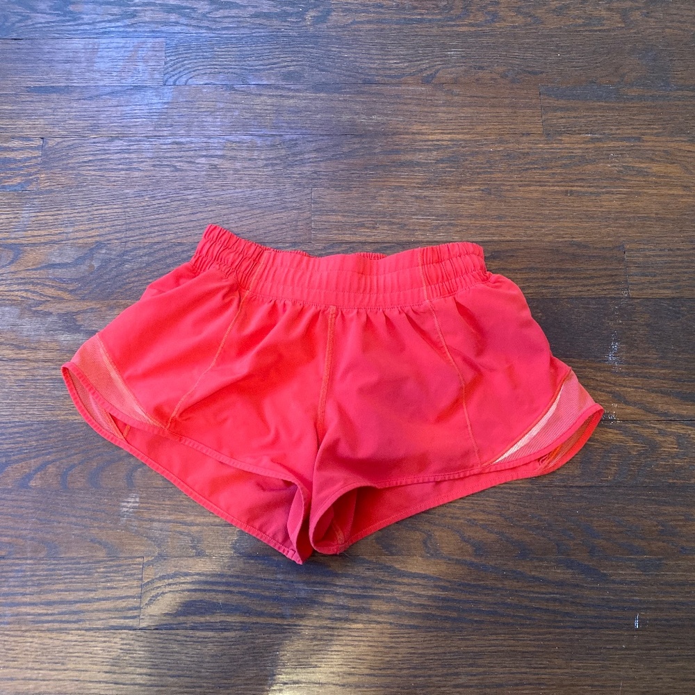 Red lululemon hotty hot